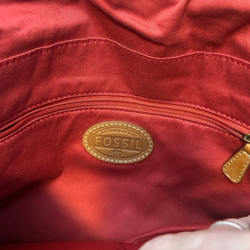 Red Pebbled Leather Fossil Crossbody Purse W Matching Wallet - Picture 5 of 9